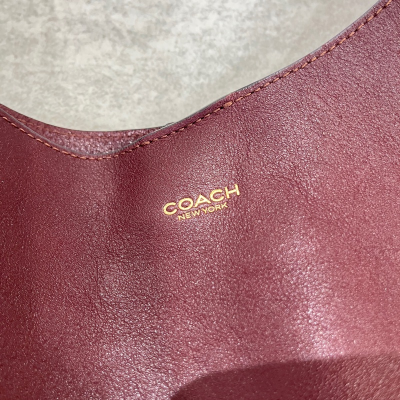Coach brooklyn 34酒紅色-1