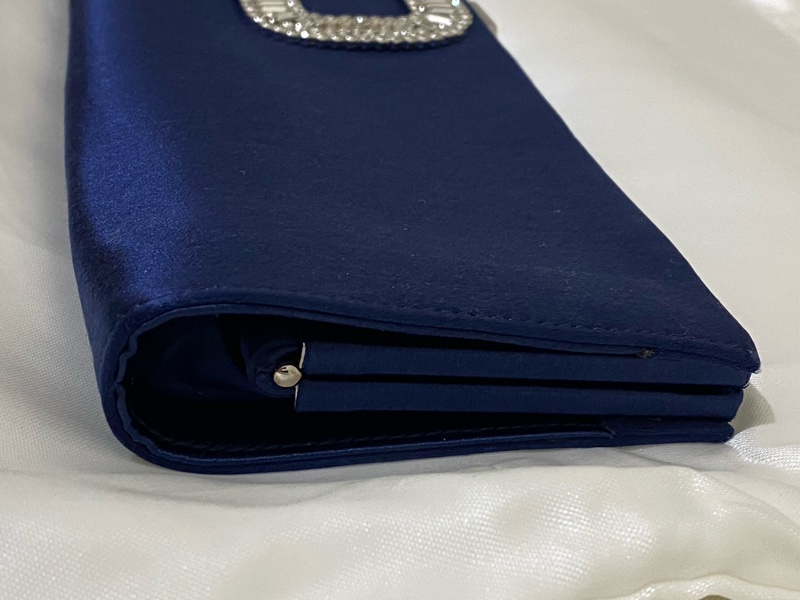 Roger Vivier 絲緞鑽扣 手拿包/晚宴包 藍色 95新 正品 現貨-8