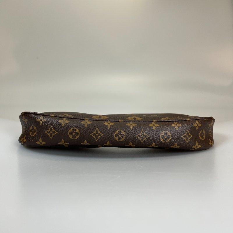 LV M44840 粉色五合一 斜背包-4