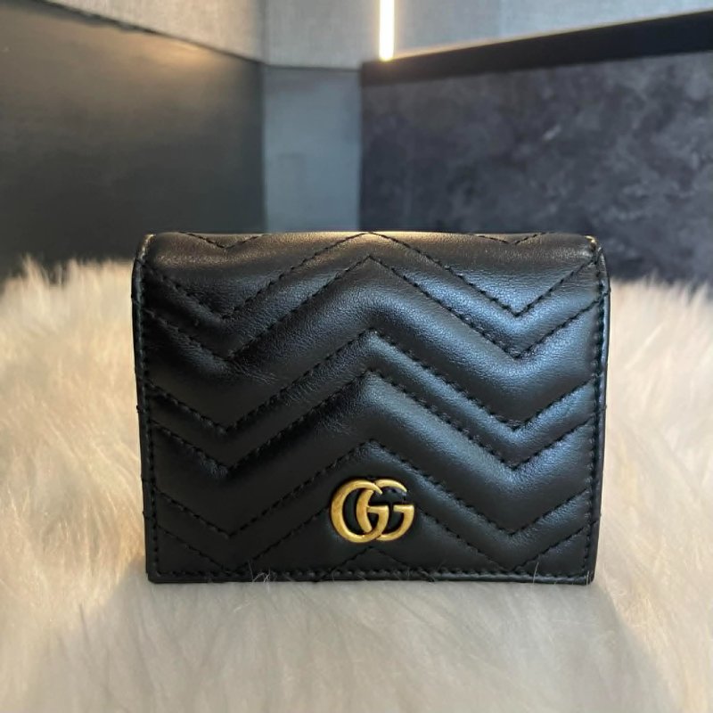 GUCCI 馬孟釦式短夾 黑色-0