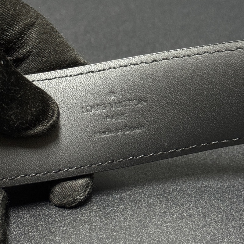 LV Monogram Eclipse 經典黑老花 85/34皮帶 (專櫃28,000)-4
