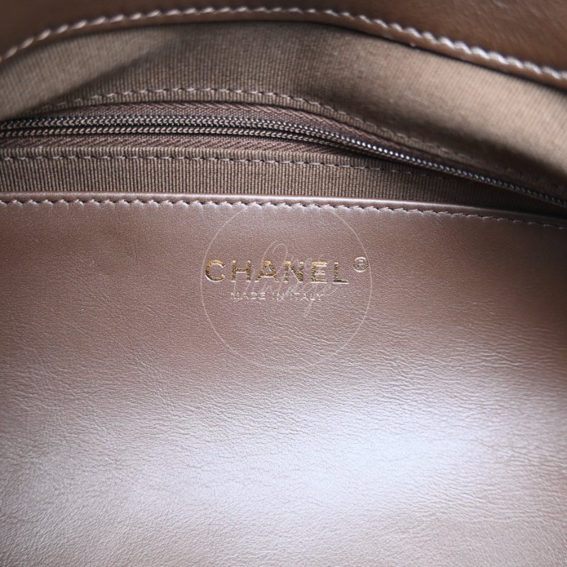 全新未使用 Chanel 香奈兒 2025/26早春度假系列 超大型麂皮小牛皮 小羊皮 深棕色 流浪包-15