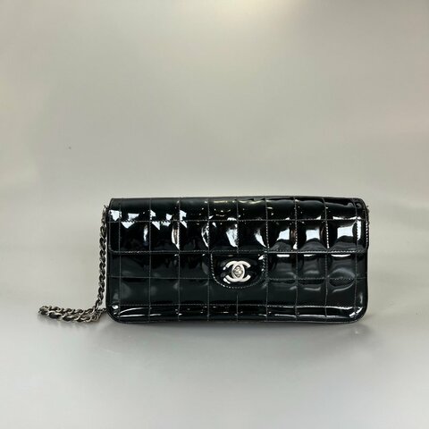 CHANEL 冰塊包漆皮黑 保卡款6開