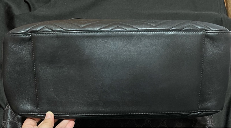 Gucci MARMONT馬夢系列金釦黑托特包-11
