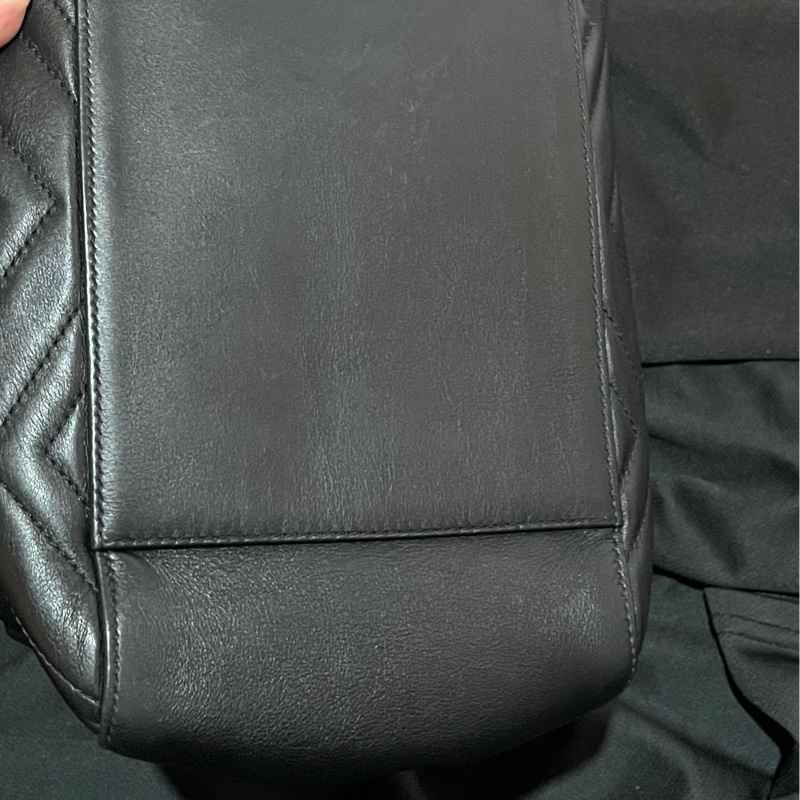 Gucci MARMONT馬夢系列金釦黑托特包-12