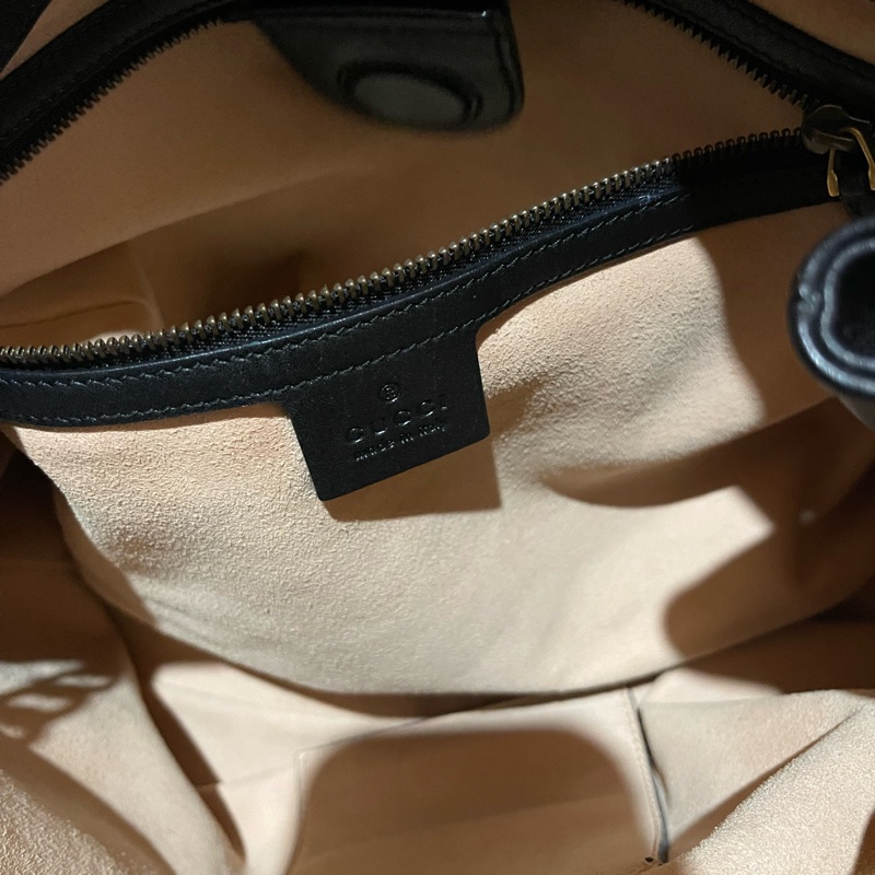 Gucci MARMONT馬夢系列金釦黑托特包-40