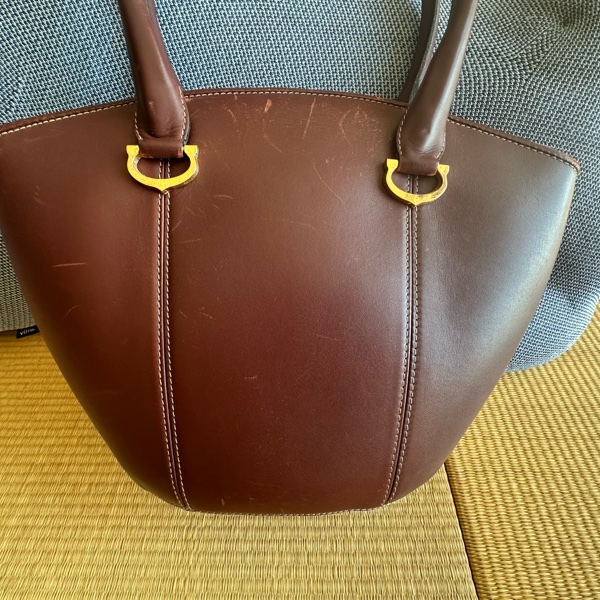 【商品名稱】 【正品 Vintage】Cartier 卡地亞 經典酒紅美洲豹雙C壓印金邊手提包/水餃包/扇形包-6