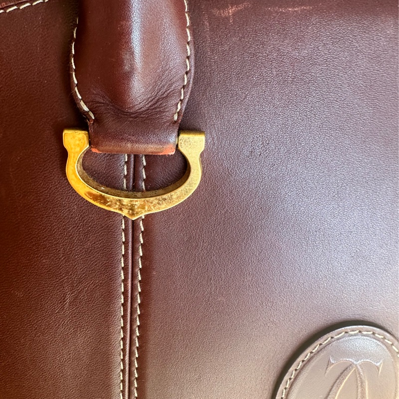 【商品名稱】 【正品 Vintage】Cartier 卡地亞 經典酒紅美洲豹雙C壓印金邊手提包/水餃包/扇形包-13