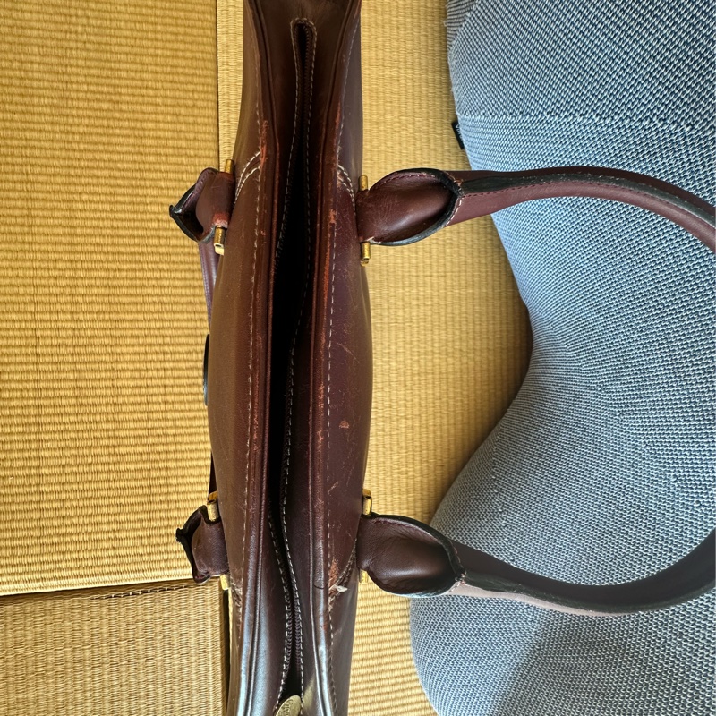 【商品名稱】 【正品 Vintage】Cartier 卡地亞 經典酒紅美洲豹雙C壓印金邊手提包/水餃包/扇形包-19