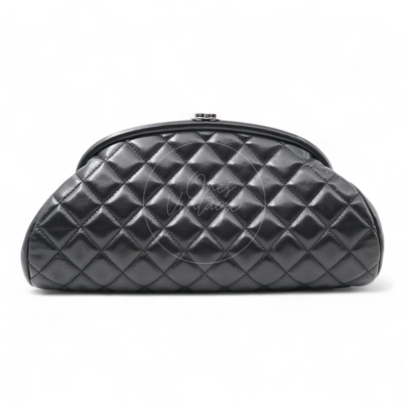 中古 Chanel 香奈兒 菱格紋 經典 黑色小羊皮 鎖扣手拿包 Kisslock Clutch-0