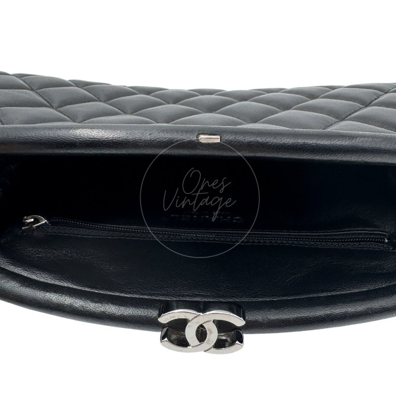 中古 Chanel 香奈兒 菱格紋 經典 黑色小羊皮 鎖扣手拿包 Kisslock Clutch-14