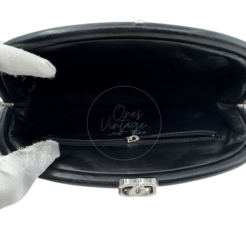 中古 Chanel 香奈兒 菱格紋 經典 黑色小羊皮 鎖扣手拿包 Kisslock Clutch-15