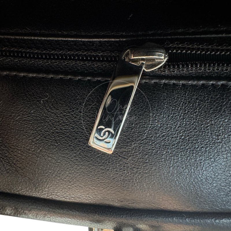 中古 Chanel 香奈兒 菱格紋 經典 黑色小羊皮 鎖扣手拿包 Kisslock Clutch-21