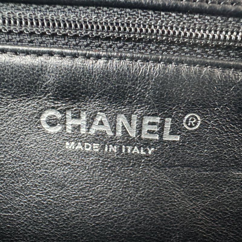 中古 Chanel 香奈兒 菱格紋 經典 黑色小羊皮 鎖扣手拿包 Kisslock Clutch-26