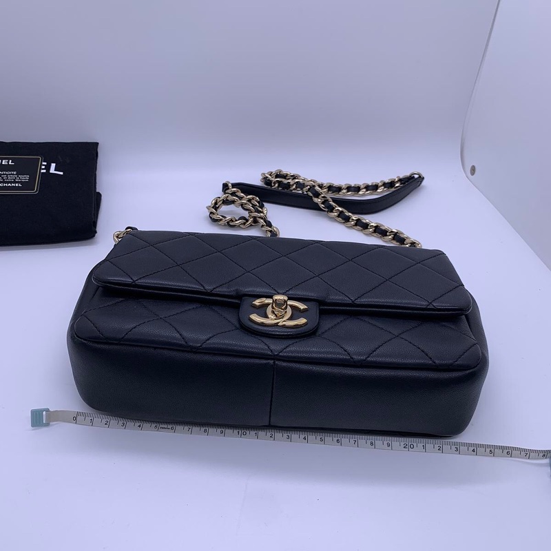 Chanel 香奈兒經典菱格紋 黑金配色 五金亮鏈條包-10