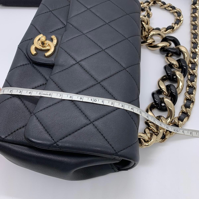 Chanel 香奈兒經典菱格紋 黑金配色 五金亮鏈條包-11