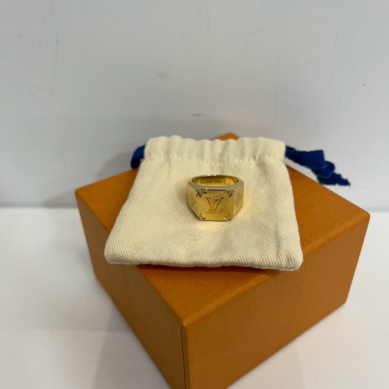 Louis Vuitton Monogram Signet Ring 金色印章戒指-2