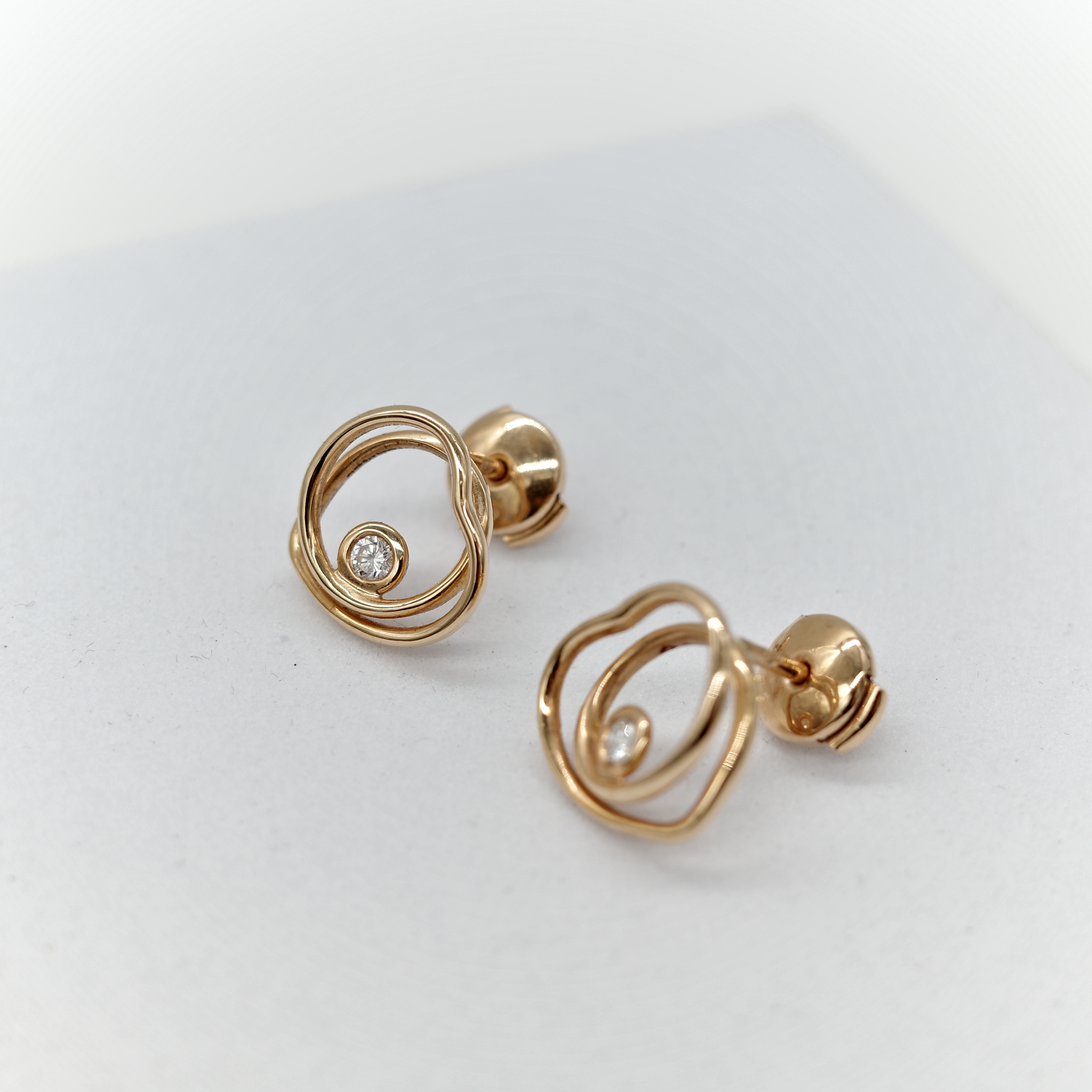 Hermès 愛馬仕 18K 黃金 鑽石 Vertige Coeur 愛心 針式 耳環-6
