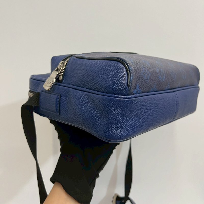 Louis Vuitton M30242 outdoor Monogram 藍色老花拼皮郵差包-8