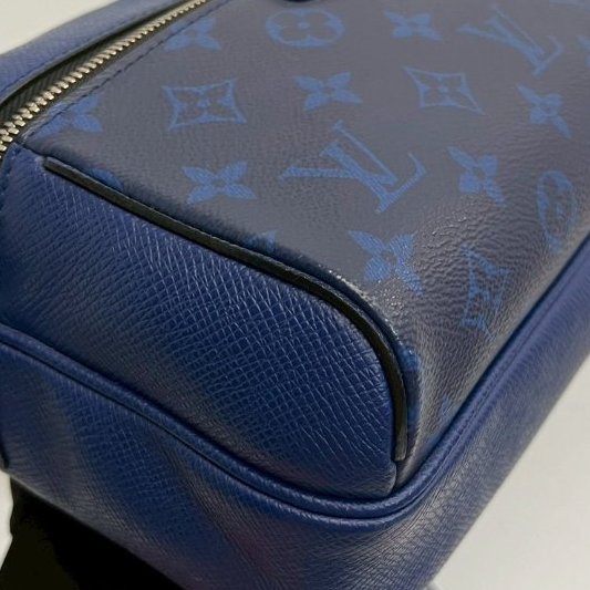 Louis Vuitton M30242 outdoor Monogram 藍色老花拼皮郵差包-10