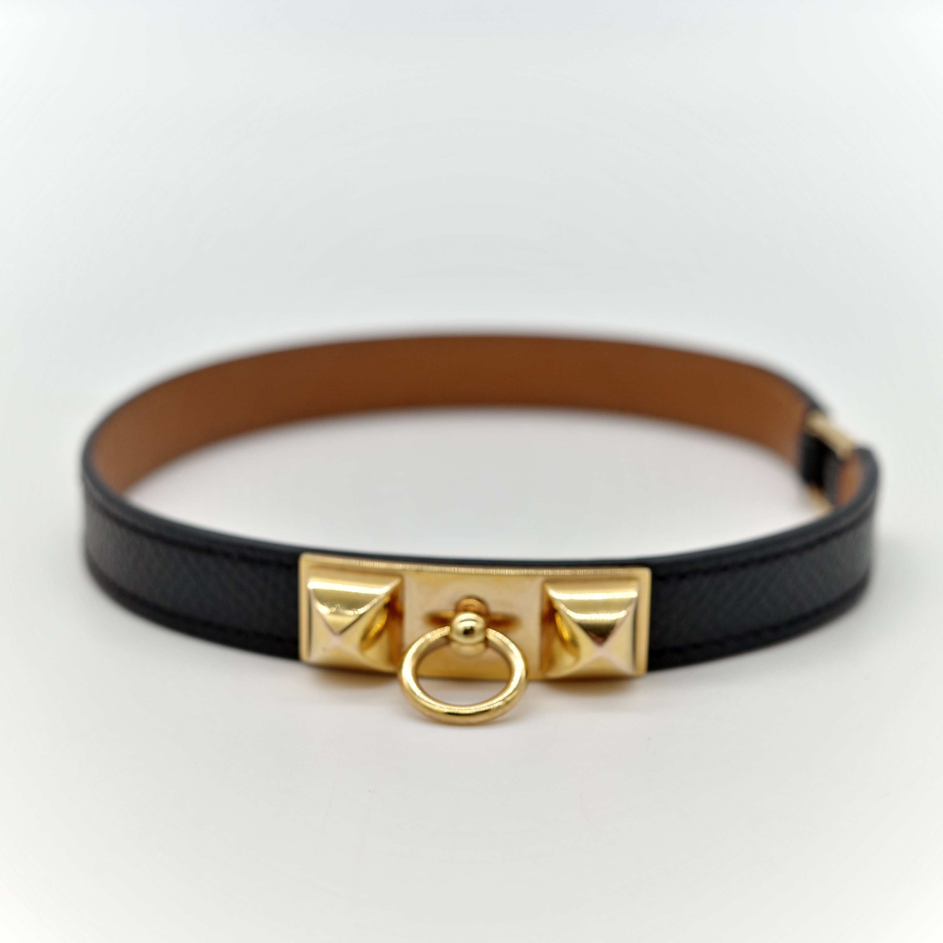 Hermès 愛馬仕 鉚釘 黑色 金釦 皮手環-5