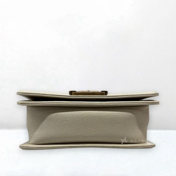 A8120-Chanel Boy金屬灰小羊皮復刻金鍊皮辮設計20cm包A92699-4