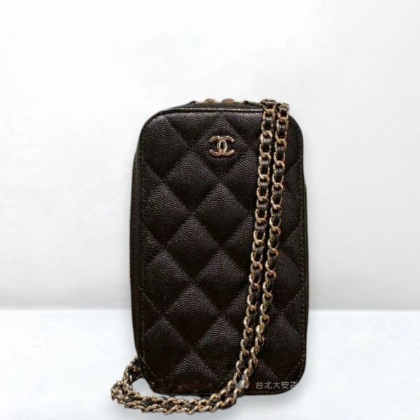 A13086-Chanel 黑色荔枝牛皮淡金直立手機鍊包 AP0246-0
