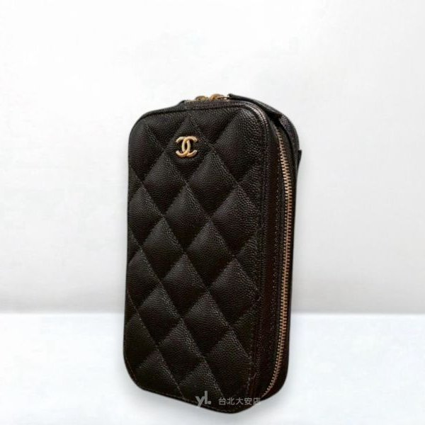 A13086-Chanel 黑色荔枝牛皮淡金直立手機鍊包 AP0246-1