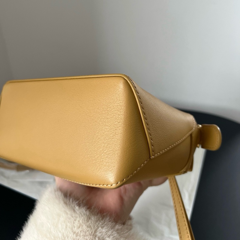 99新🟡羅意威Loewe puzzle mini，黃油色手提包斜背包💛正品保障-6