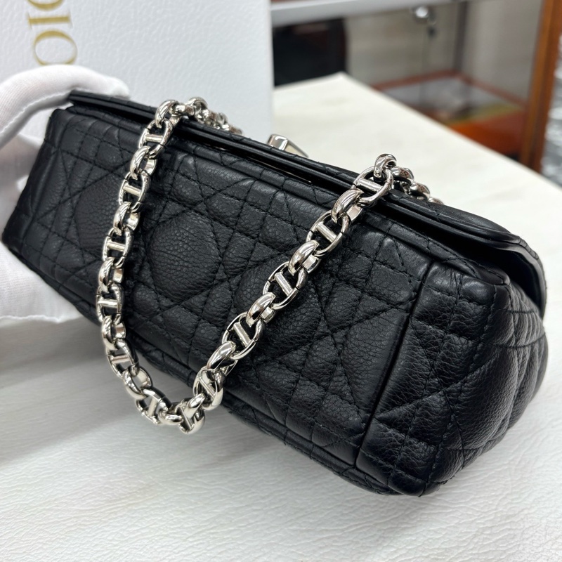 【近新閒置品】迪奧 Dior 黑銀荔面牛皮小號Caro,24年編碼-6