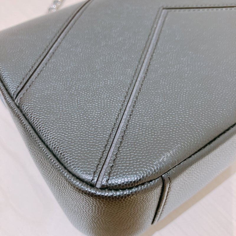 TK2051 香奈兒 17P Chevron Macro Caviar Shoulder Bag 24cm Black X GHW-22