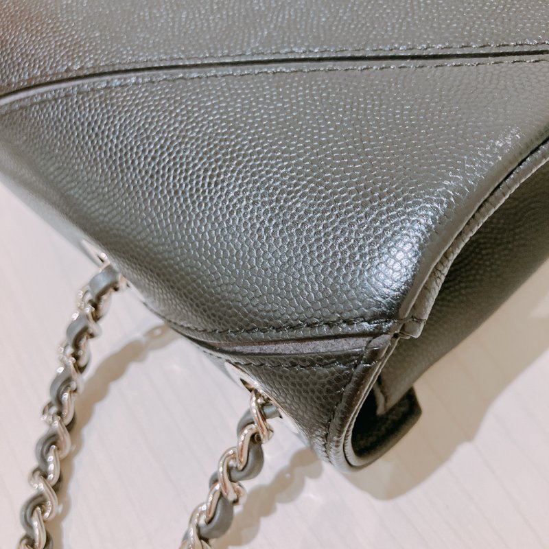 TK2051 香奈兒 17P Chevron Macro Caviar Shoulder Bag 24cm Black X GHW-25