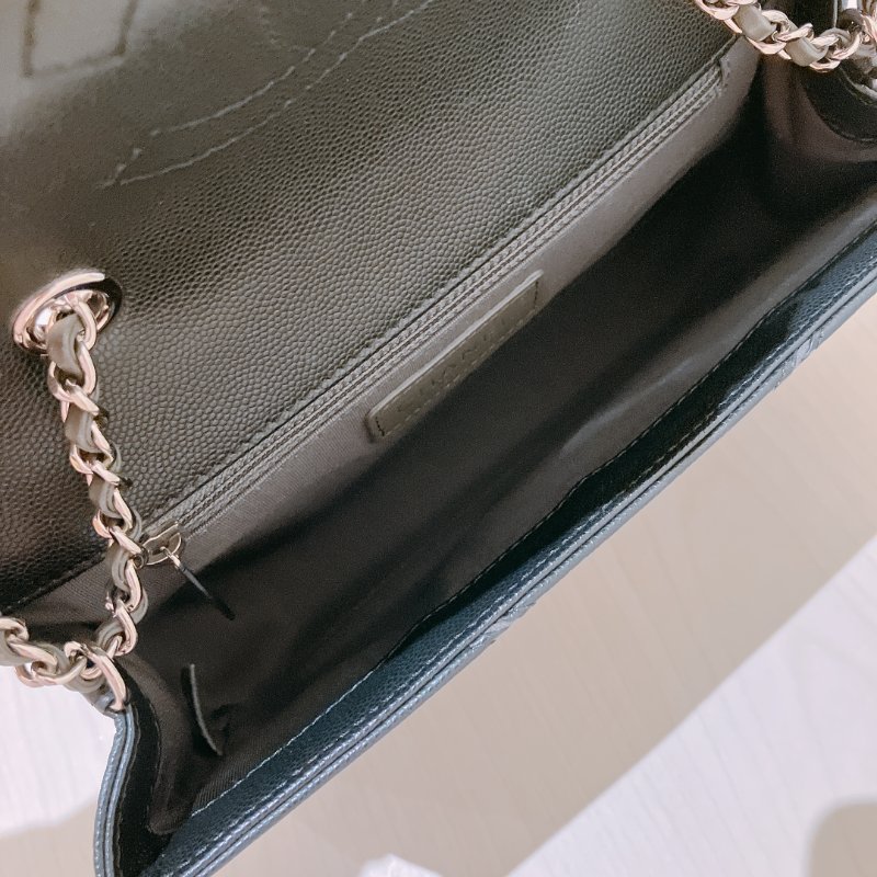 TK2051 香奈兒 17P Chevron Macro Caviar Shoulder Bag 24cm Black X GHW-33