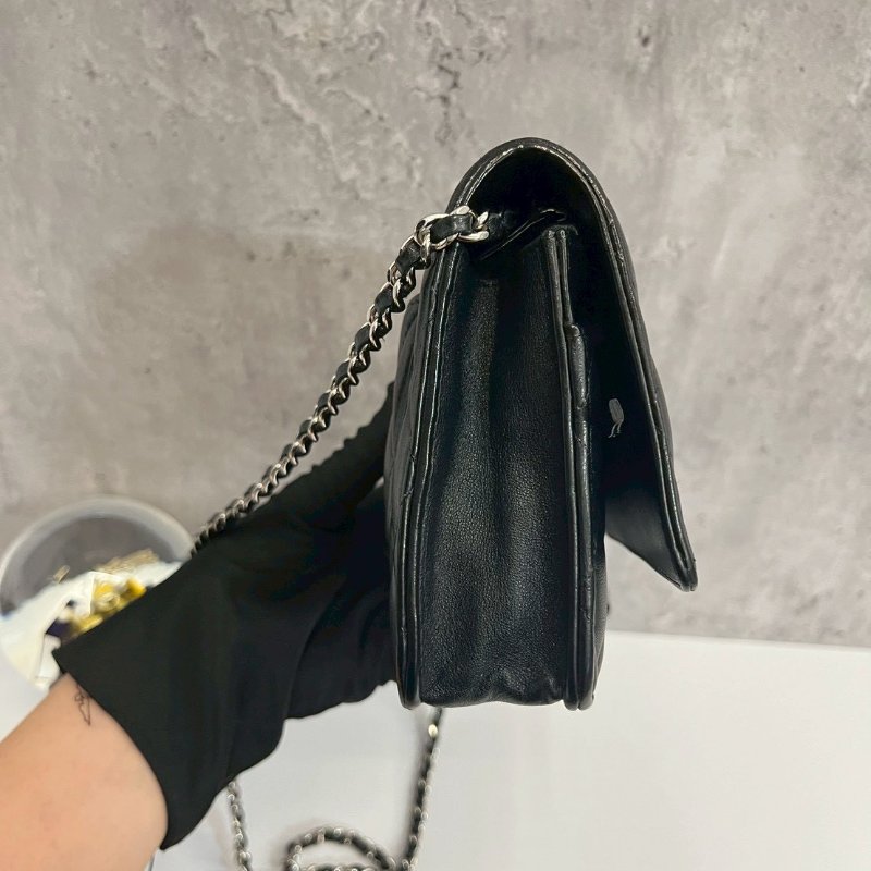 Chanel  WOC 黑銀-4