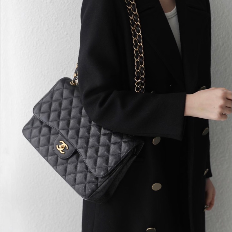 「JL精品代購」9新 CHANEL 經典口蓋包Jumbo CF30  黑金荔枝牛皮-1