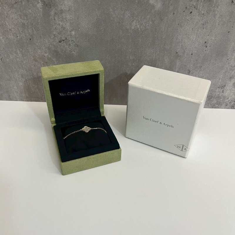 Van Cleef & Arpels 手鍊-0