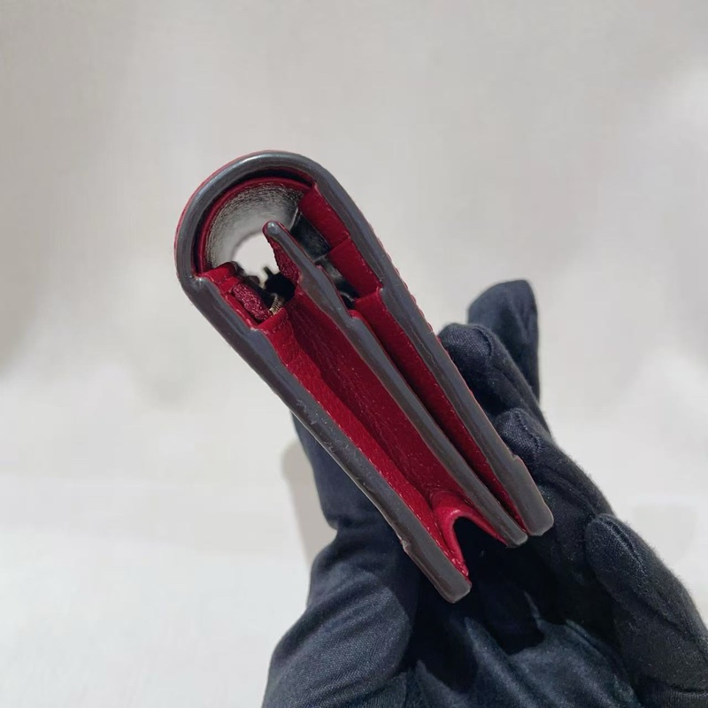 Gucci古馳聯名多啦a夢雙折錢包-3