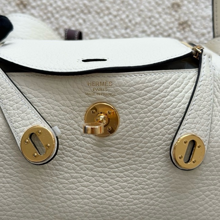 ✨閒置新Hermes/愛馬仕 mini lindy手提包單肩包 奶油白金扣tc皮 K刻 💛正品保障-6