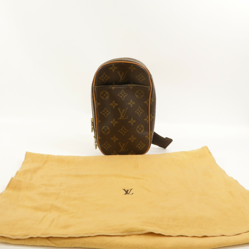 LOUIS VUITTON Monogram Pochette Gange肩背袋-8