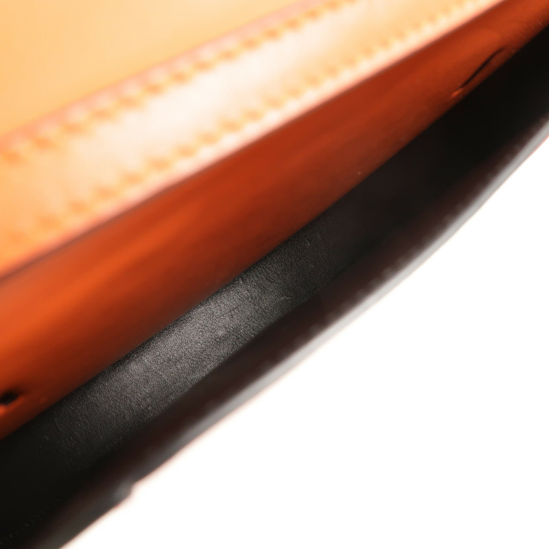 LOEWE 牛皮皮革Heel Pouch肩背袋-4