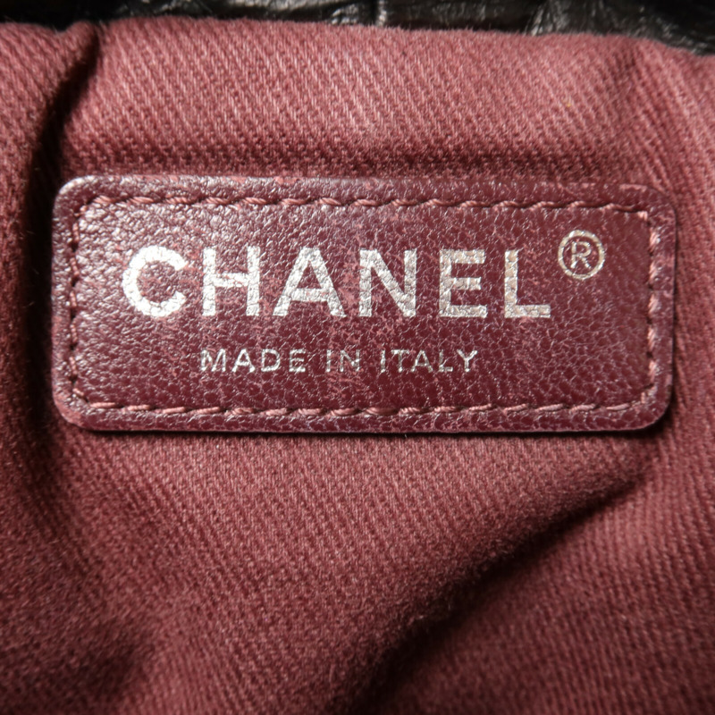 CHANEL 牛皮皮革Mountain Backpack Small鏈帶背包-5