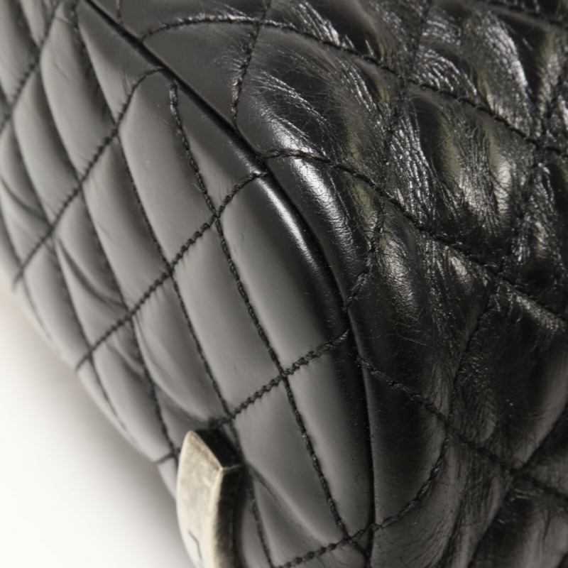 CHANEL 牛皮皮革Mountain Backpack Small鏈帶背包-13