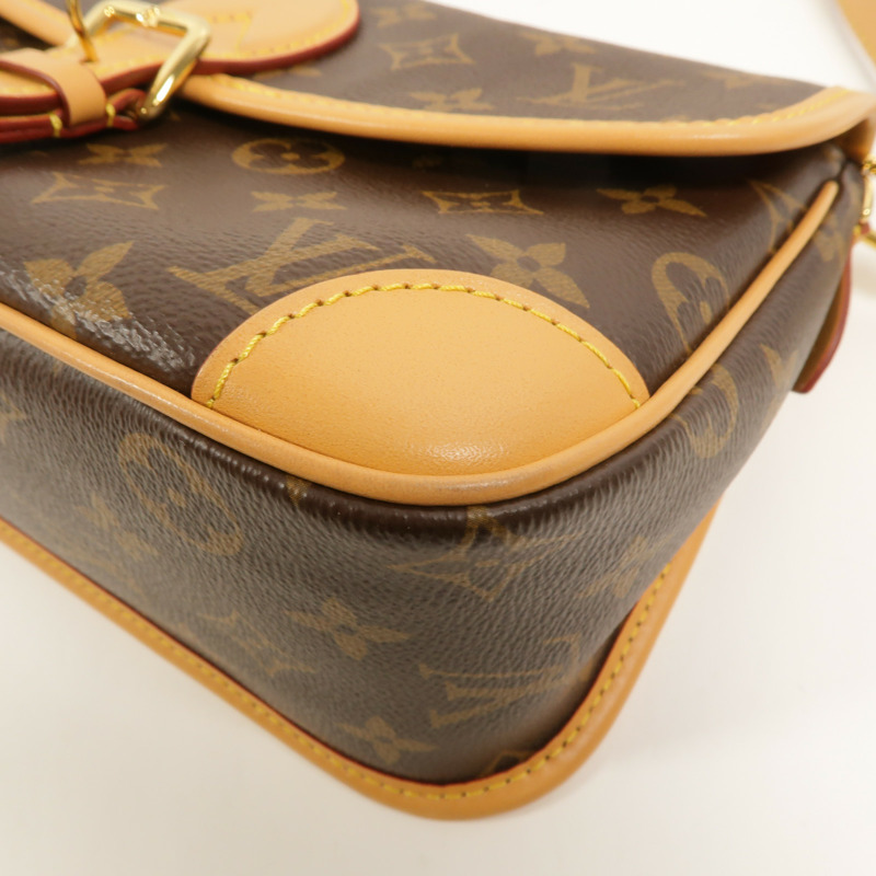 LOUIS VUITTON Monogram Diane肩背袋-9