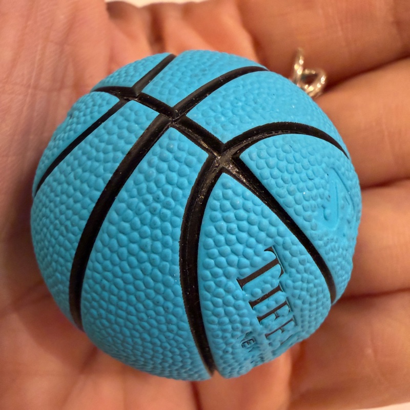 Tiffany & Co. Spalding 聯名 迷你 籃球 鑰匙圈 吊飾-9