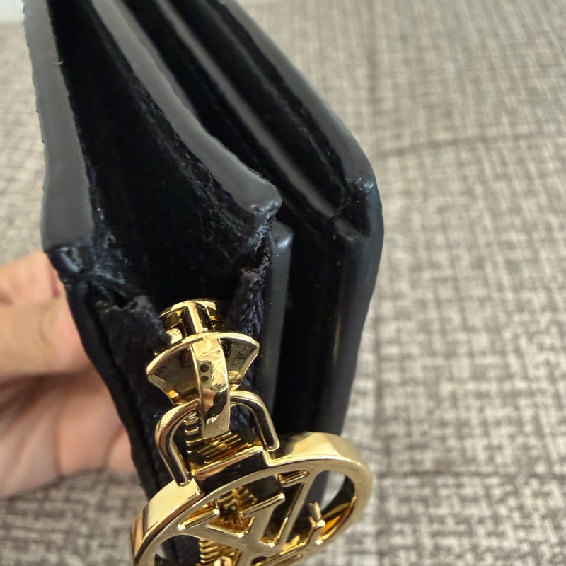 LV Lisa黑牛皮短夾M83365-19