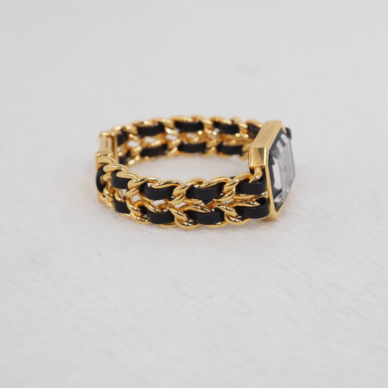 CHANEL 金色小方糖-3
