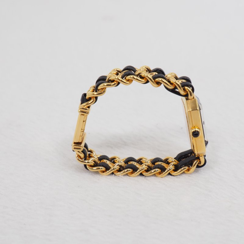 CHANEL 金色小方糖-6
