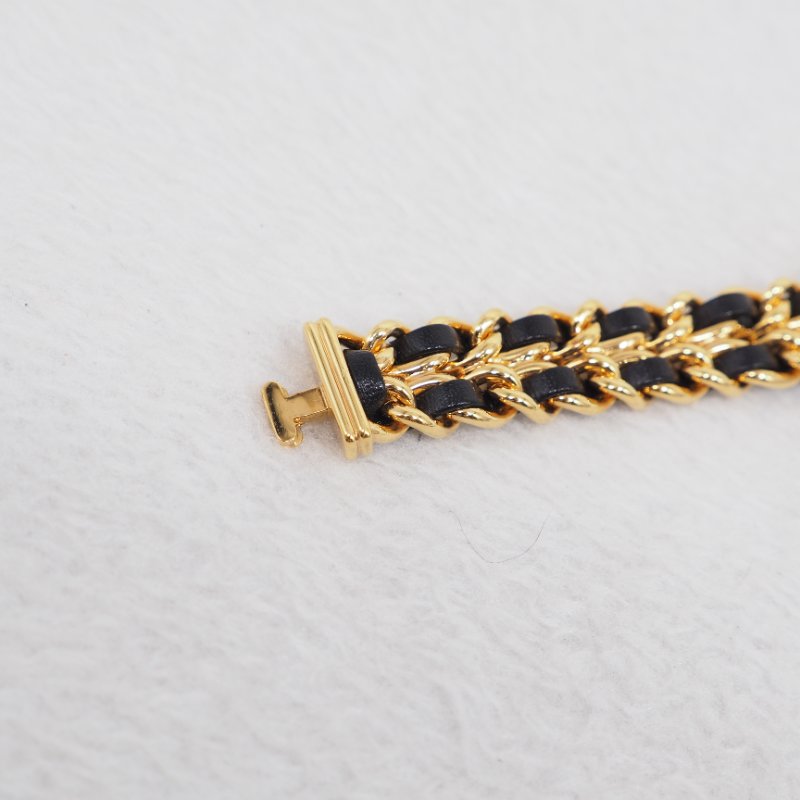 CHANEL 金色小方糖-7