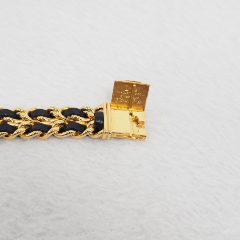CHANEL 金色小方糖-8