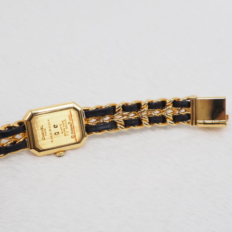 CHANEL 金色小方糖-10